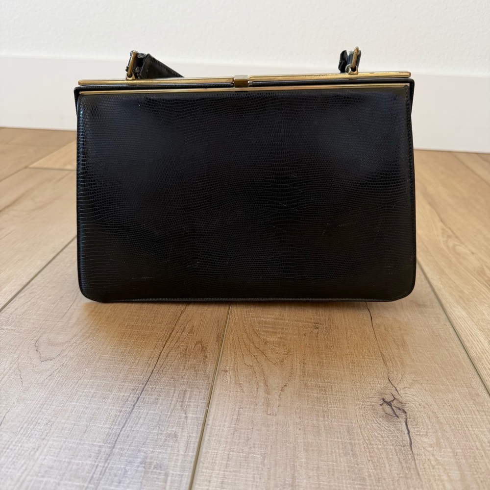Vintage Block Black Leather Handbag purse Gold Metal  Kiss Closure